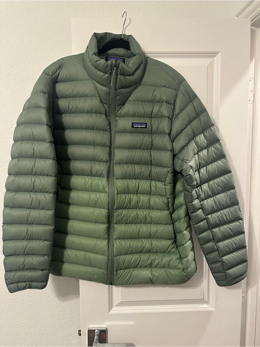 Patagonia Men's Two Tone Green Puffer Jacket